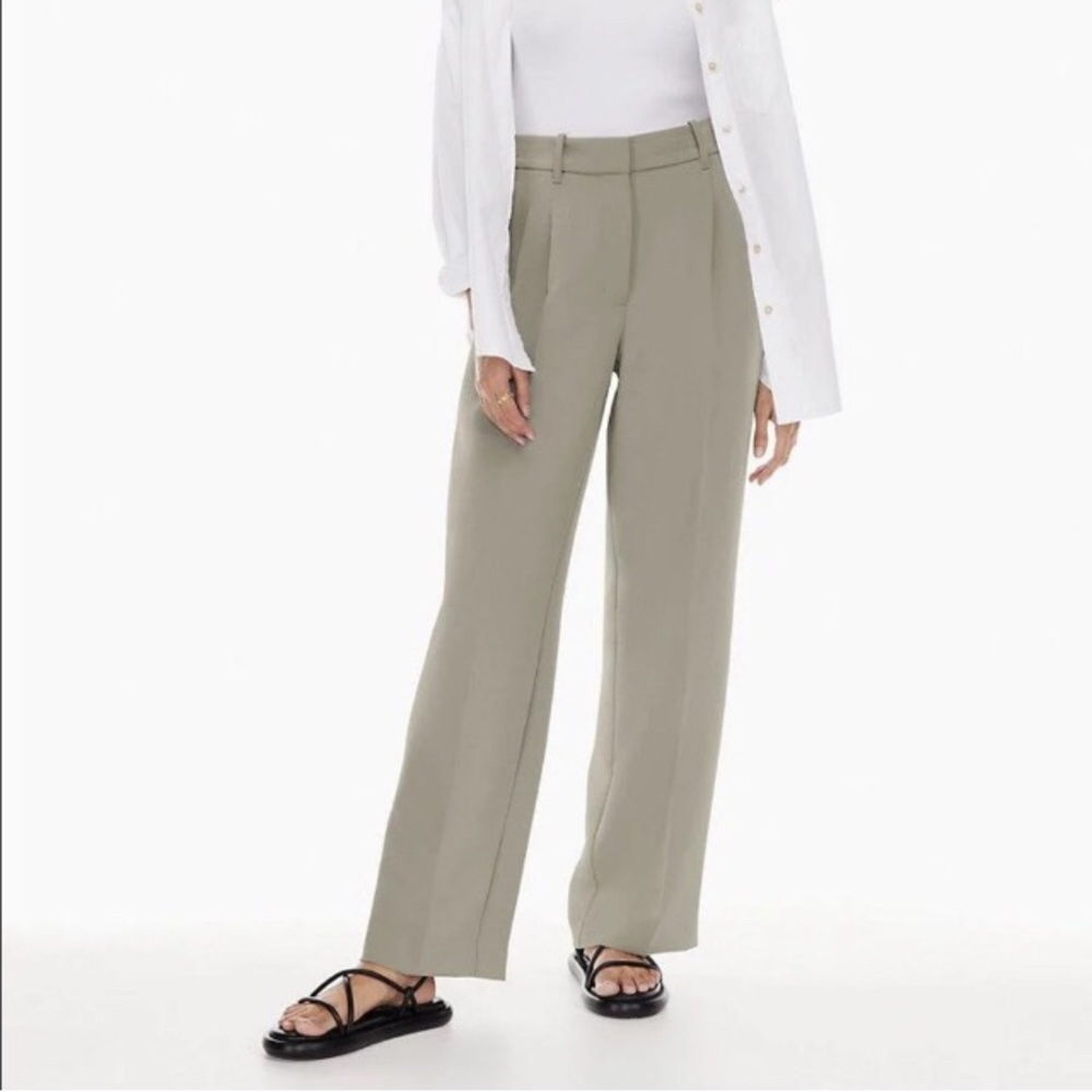 Wilfred Effortless pant 00 30L Dry basil green? “short” 30L